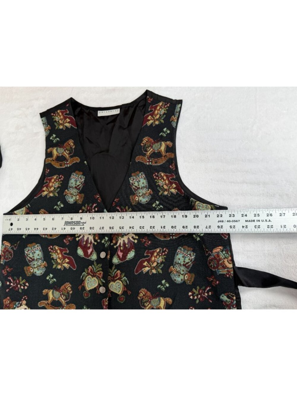 Vintage Partners II Womens Black Holiday Tapestry Print Vest Rocking Horse Candy - Picture 6 of 7